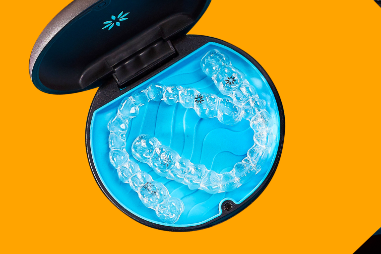 2019_INV_ADULT__ASSET01_Aligner_ORANGE_BG_FBIG_1080x1080_11_11_2021_12_46_30_PM